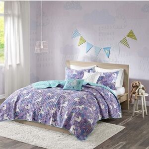 Full/Queen Purple and Blue Unicorn Quilt Set